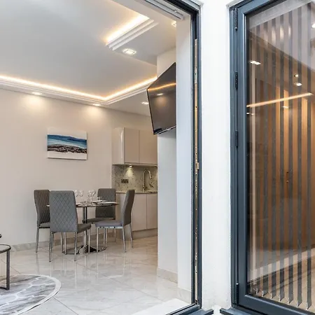 Luxurious 2 King-Size Bed Flat With Patio Apartment London Exterior photo