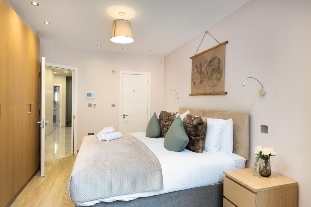 Apartment Luxurious 2 King-size Bed Flat With Patio London